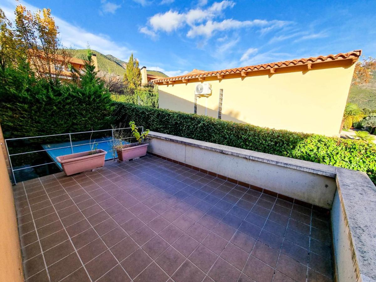 Villa Guara Golf Y Pool Comotucasa Nueno Exterior photo